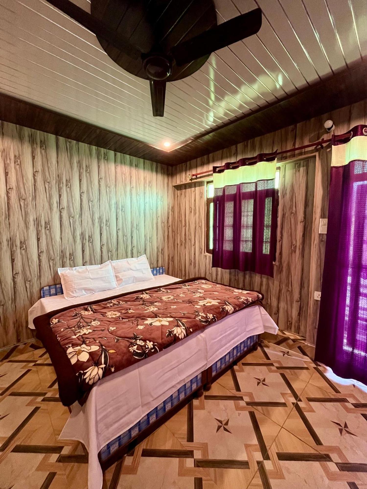 Astha Guest House Gopeshwar Zewnętrze zdjęcie