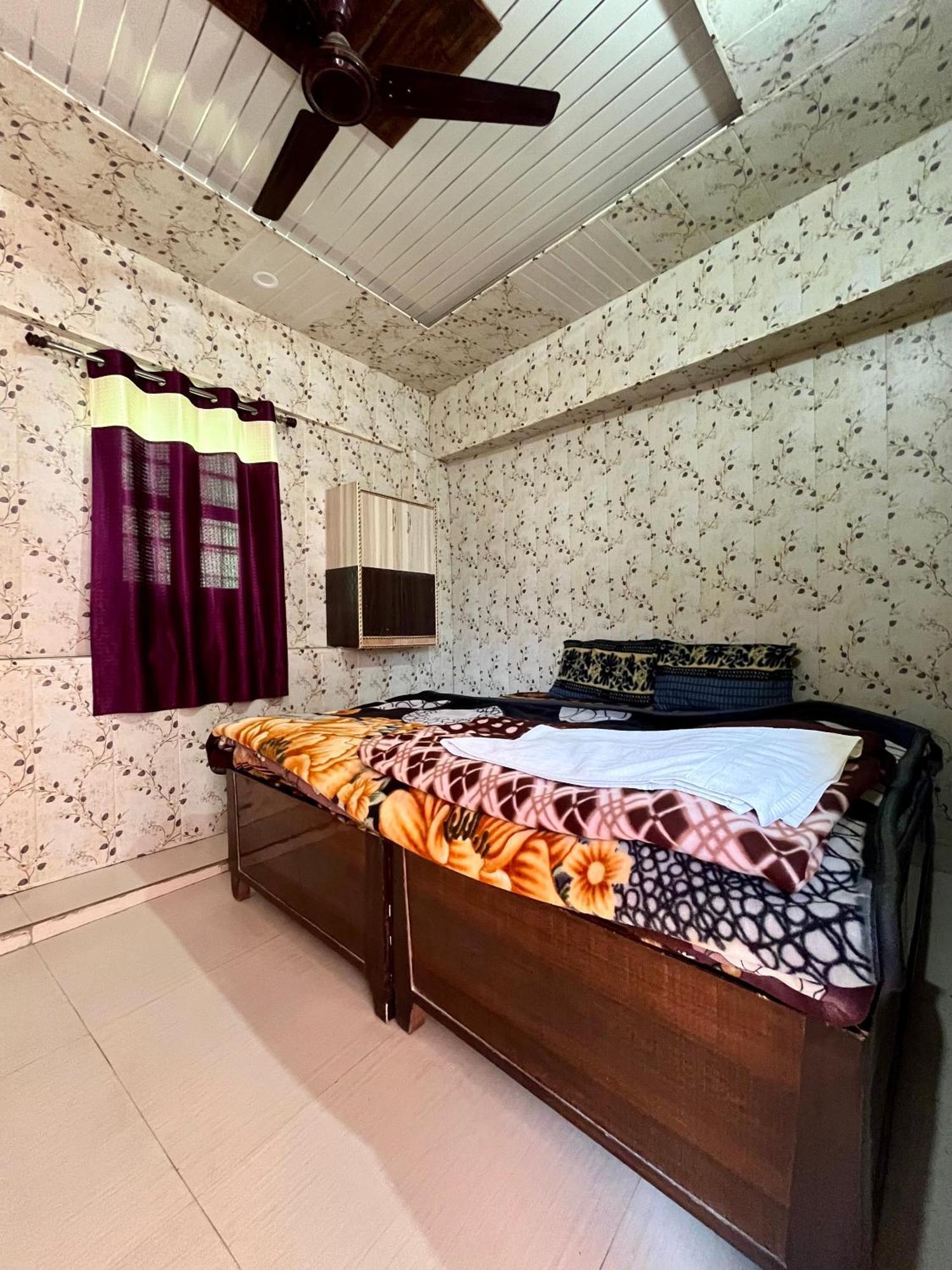 Astha Guest House Gopeshwar Zewnętrze zdjęcie